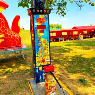 Kalapácsos erőmérő gép